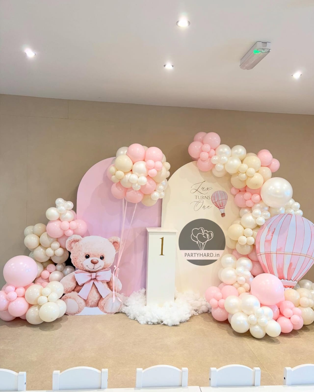 Little Baby Turn's ONE